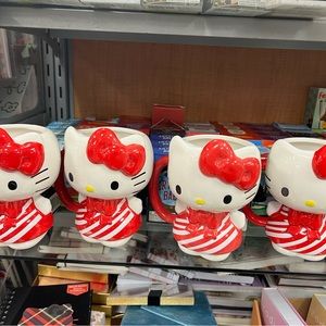Hello Kitty Christmas mug